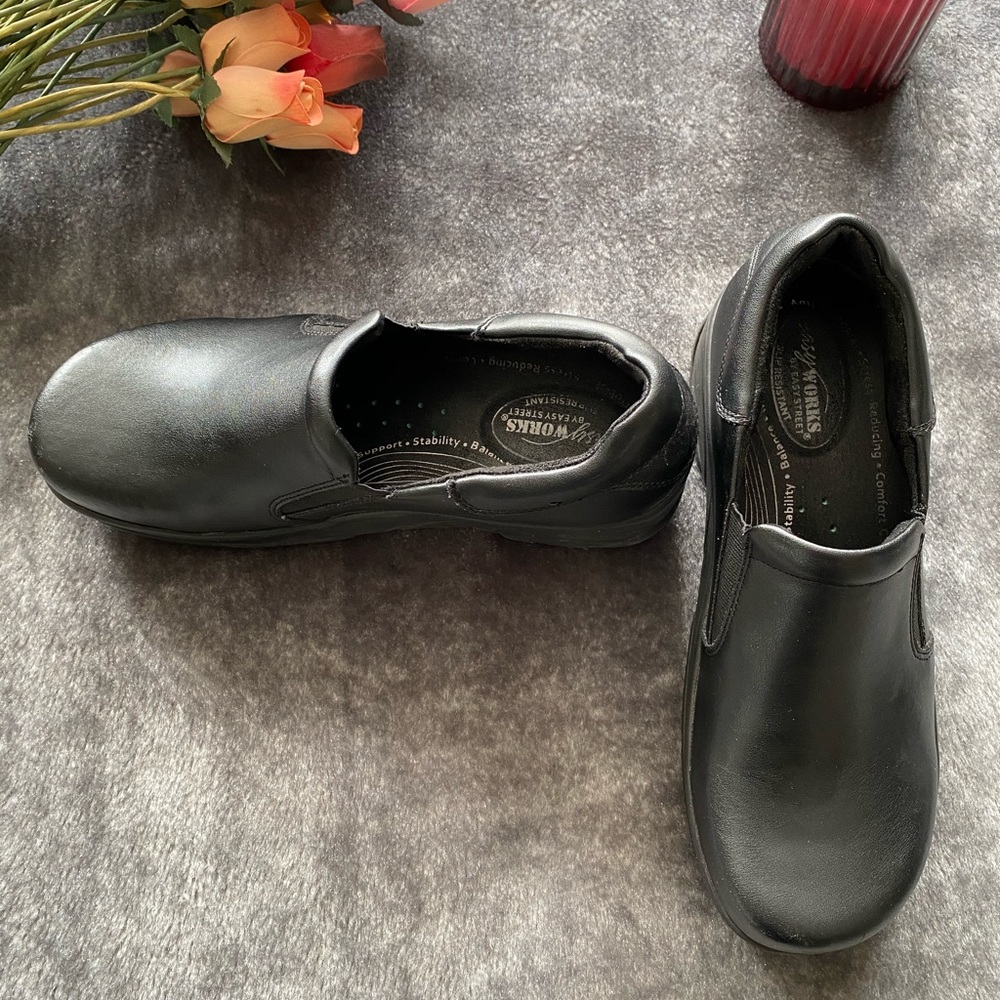 Easy street  Appreciate Work Shoes